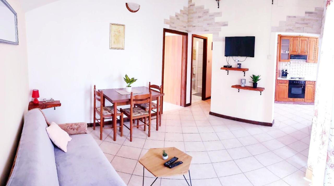 Apartmani Drazi Plimica Vodice Buitenkant foto